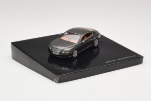 Bentley Continental GT Cypress Green Minichamps 1:43 BL312 Kov – obrázok 2 z 4