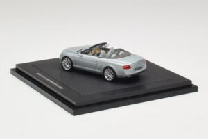 Bentley Continental GTC Light Grey Metallic Minichamps 1:43 BL907 Kov – obrázok 2 z 4