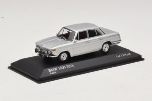 BMW 1800 TI/SA Strieborný Minichamps 1:43 400025100 Kov – obrázok 2 z 4