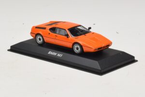 BMW M1 Oranžová Maxichamps 1:43 940025020 Kov – obrázok 3 z 4