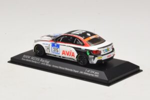 BMW M235i Team Mathol #315 24 Hours of Nurburgring 2014 Minichamps 1:43 437142415 Kov – obrázok 3 z 4