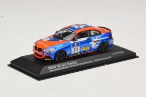 BMW M235i Team Medienkraftwerk #311 Di Martino / Olivo 24 Hours of Nurburgring 2014 Minichamps 1:43 437142411 Kov – obrázok 2 z 4
