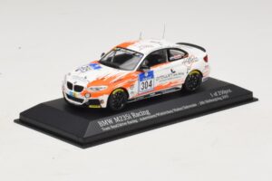 BMW M235i Team Rent2drive #304 Ackermann / Wishkirchen 24 Hours of Nurburgring 2015 Minichamps 1:43 437152504 Kov – obrázok 2 z 4