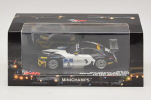 BMW Z4 GT3 Need for Speed Team #4 Hartung / Viebahn 24 Hours of Nürburgring 2011 Minichamps 1:43 437112904 Kov – obrázok 5 z 5