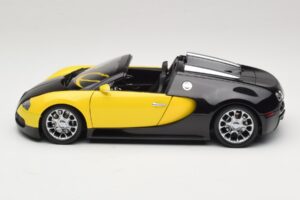 Bugatti Veyron Grand Sport Black Lemon Minichamps 1:18 100110831 Kov – obrázok 4 z 8