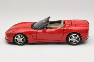 Chevrolet Corvette C6 Kabriolet Červený AUTOart 1:18 71221 Kov – obrázok 4 z 8