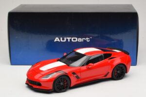 Chevrolet Corvette C7 Grand Sport Červená s Bielymi Pruhmi AUTOart 1:18 71274 Kompozit – obrázok 8 z 8