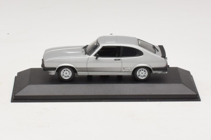 Ford Capri RS Mk1 Strieborný Minichamps 1:43 430085804 Kov