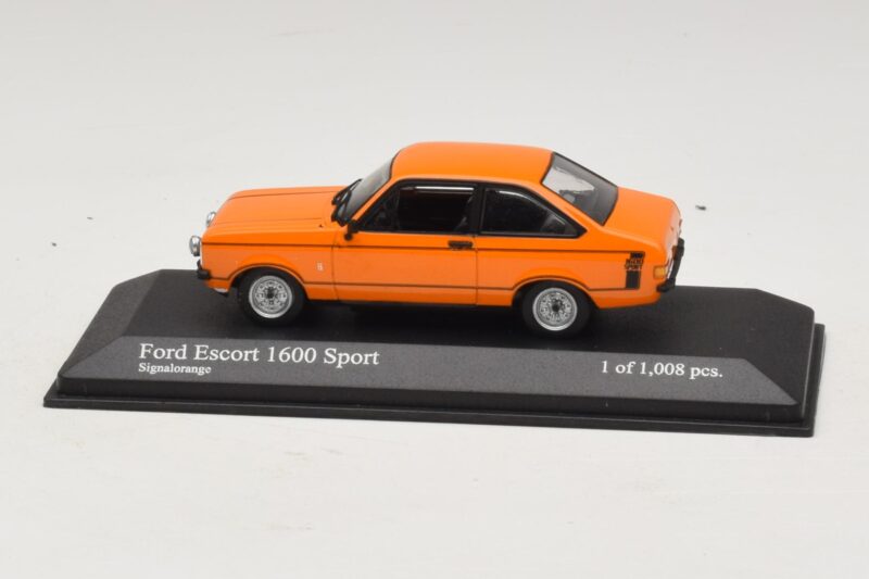 Ford Escort 1600 Sport Mk2 Oranžový Minichamps 1:43 400084471 Kov