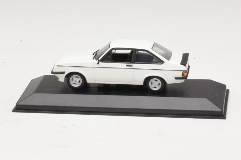Ford Escort Mk1 TC Biely Minichamps 1:43 400081070 Kov