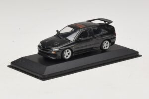 Ford Escort RS Cosworth Čierna Metalíza Minichamps 1:43 430082106 Kov – obrázok 2 z 4