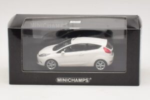 Ford Fiesta Mk6 Biely Minichamps 1:43 400088002 Kov – obrázok 4 z 4