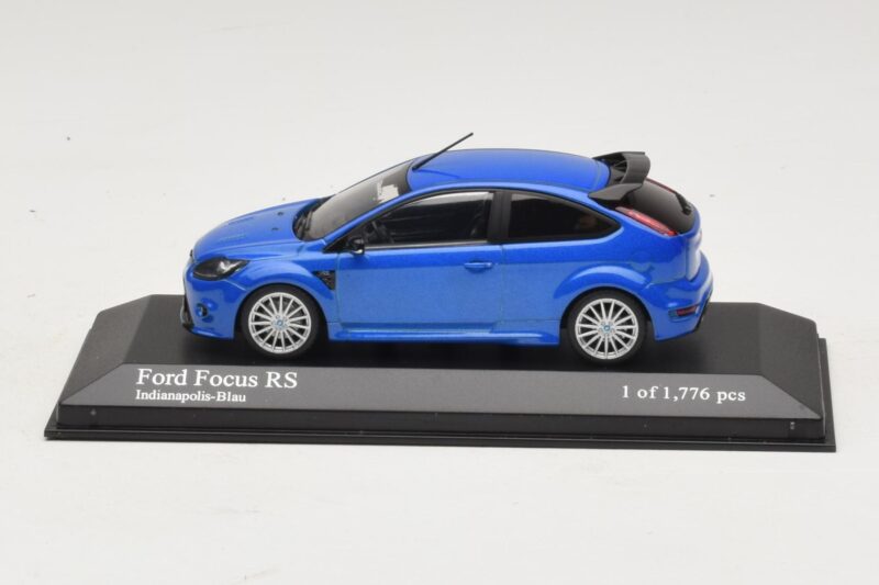 Ford Focus RS Mk2 Modrá Metalíza Minichamps 1:43 400088101 Kov