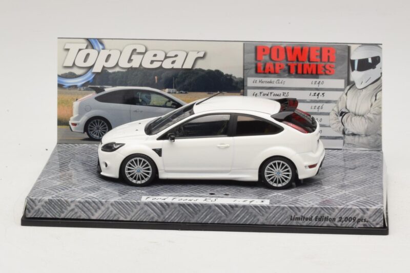 Ford Focus RS Mk2 Top Gear Biely Bez Figúrky Minichamps 1:43 Ford Focus RS Mk2 Top Gear Biely Bez Figúrky Minichamps 1:43 519438810-R1 Kov