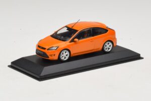 Ford Focus ST Mk2 Electric Orange Náhradná Škatuľa Minichamps 1:43 400087302-R1 Kov – obrázok 2 z 4