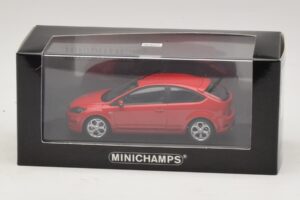 Ford Focus ST Mk2 Červený Minichamps 1:43 400087301 Kov – obrázok 4 z 4
