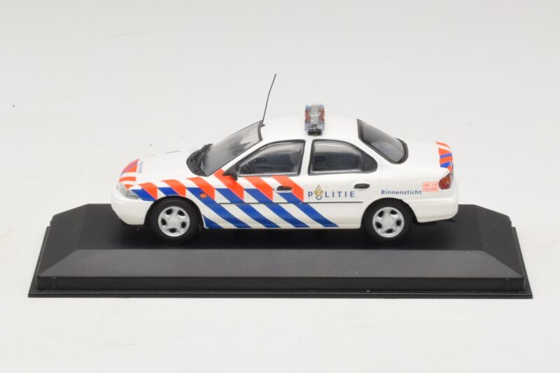 Ford Mondeo Mk1 Sedan Polícia Minichamps 1:43 433082091 Kov