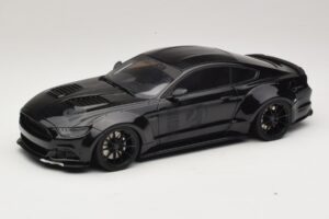 Ford Mustang GT Toshi Čierny GT Spirit 1:18 GT061 Živica
