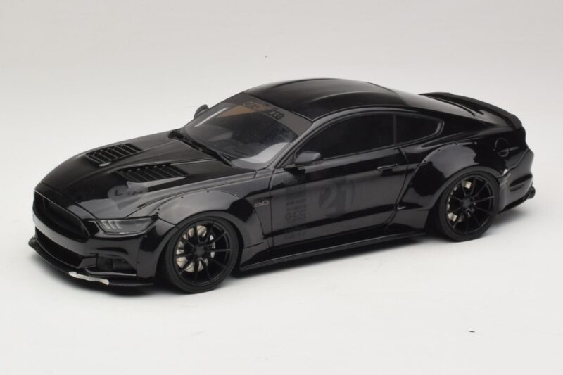 Ford Mustang GT Toshi Čierny GT Spirit 1:18 GT061 Živica