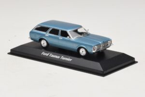 Ford Taunus TC Turnier Blue Metallic Maxichamps 1:43 940081311 Kov – obrázok 3 z 4
