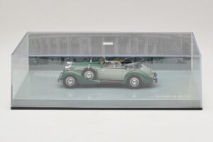 Horch 853 Cabriolet Zelený Minichamps 1:43 436012034 Kov – obrázok 4 z 5