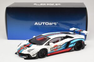 Lamborghini Aventador LB Works Martini Livery AUTOart 1:18 79185 Kompozit – obrázok 8 z 8