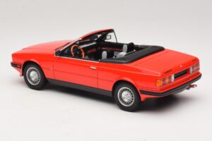 Maserati Biturbo Spyder Červený Minichamps 1:18 107123530 Živica – obrázok 5 z 6