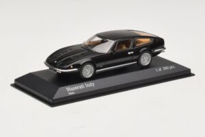 Maserati Indy Čierny Minichamps 1:43 437123121 Kov – obrázok 2 z 4