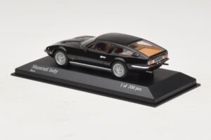Maserati Indy Čierny Minichamps 1:43 437123121 Kov – obrázok 3 z 4