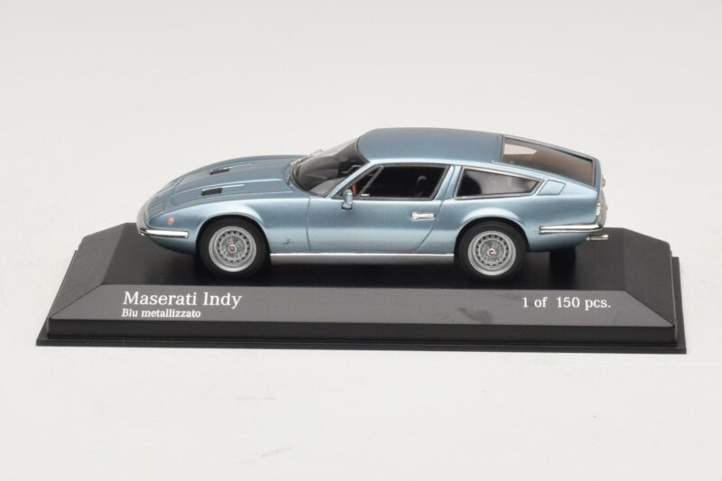 Maserati Indy Blue Metallic Minichamps 1:43 Maserati Indy Blue Metallic Minichamps 1:43 437123122 Kov