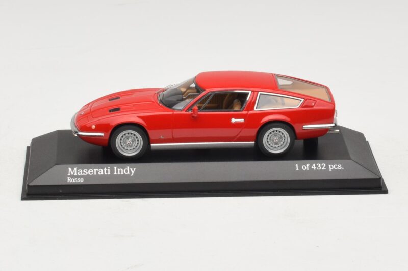 Maserati Indy Červený Minichamps 1:43 Maserati Indy Červený Minichamps 1:43 437123120 Kov