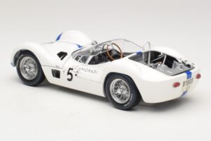 Maserati Tipo 61 #5 S. Moss / D. Gurney Camoradi ADAC 1000km Nurburgring Winner 1960 Minichamps 1:18 100601205 Kov – obrázok 7 z 8
