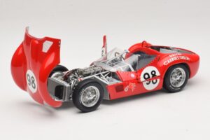 Maserati Tipo 61 #98 C. Shelby Times Mirror Grand Prix for Sportscars 1960 Minichamps 1:18 100601298 Kov – obrázok 2 z 8