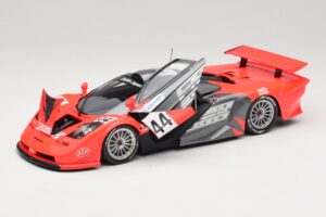 McLaren F1 GTR Lark #44 Tsuchiya / Ayles 24 Hours of Le Mans 1997 Minichamps 1:18 530133744 Kov – obrázok 2 z 8