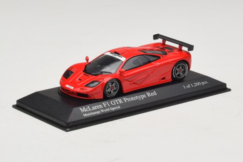 McLaren F1 GTR Prototype World Special Červený Minichamps 1:43 MCLAREN007 Kov