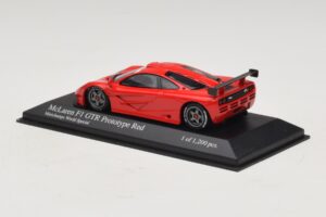 McLaren F1 GTR Prototype World Special Červený Minichamps 1:43 MCLAREN007 Kov – obrázok 2 z 4