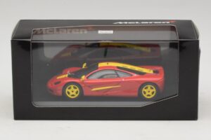 McLaren F1 Červená So Žltými Pruhmi Minichamps 1:43 MCLAREN006 Kov – obrázok 4 z 4