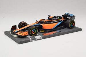 McLaren MCL36 #3 D. Ricciardo Bahrain GP 2022 Minichamps 1:18 537221803 Kov