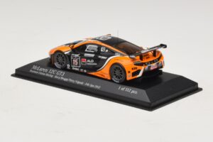 McLaren MP4-12C GT3 #15 Boutsen Racing Bovy / Broggi 24 Hours of Spa 2012 Minichamps 1:43 437121315 Kov – obrázok 3 z 4