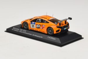 McLaren MP4-12C GT3 #69 Dorr Motorsport Adams / S. Asch 24 Hours of Nurburgring 2014 Minichamps 1:43 437141369 Kov – obrázok 3 z 4