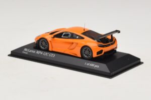 McLaren MP4-12C GT3 Street Oranžová Minichamps 1:43 437121399 Kov – obrázok 3 z 4