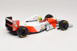 McLaren MP4/8 Ford #8 A. Senna Winner European GP 1993 Minichamps 1:18 540931818 Kov – obrázok 6 z 7