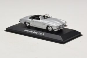 Mercedes 190 SL W121 Strieborný Maxichamps 1:43 940033130 Kov – obrázok 3 z 4