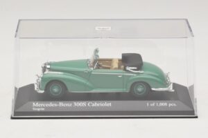 Mercedes 300S Kabriolet Zelený Minichamps 1:43 430032335 Kov – obrázok 4 z 5