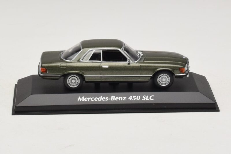 Mercedes 450 SLC C107 Tmavo Zelená Metalíza Maxichamps 1:43 Mercedes 450 SLC C107 Tmavo Zelená Metalíza Maxichamps 1:43 940033420 Kov