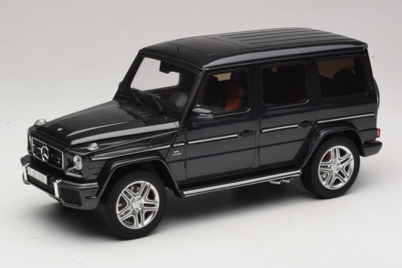 Mercedes AMG G63 W463 Čierny GT Spirit 1:18 GT035 Živica