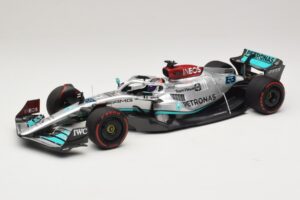 Mercedes AMG Petronas W13 E Performance #63 G. Russell Spanish GP 2022 Minichamps 1:18 110220063 Kov