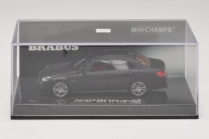 Mercedes Brabus 850 E63 W212 Matná Čierna Minichamps 1:43 437034101 Kov – obrázok 4 z 5
