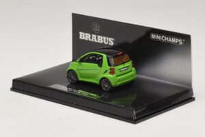 Mercedes Brabus Ultimate 120 Zelený Minichamps 1:43 437032700 Kov – obrázok 3 z 5