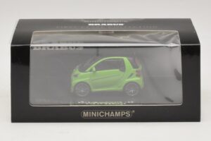 Mercedes Brabus Ultimate 120 Zelený Minichamps 1:43 437032700 Kov – obrázok 5 z 5